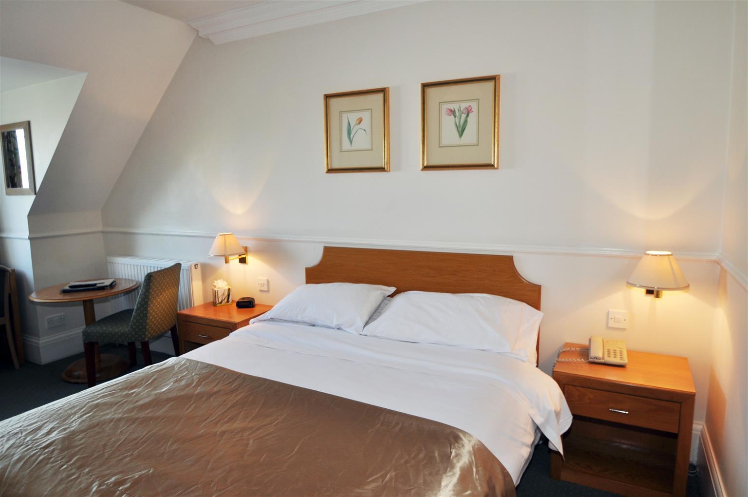 Montague Hotel 伯恩茅斯 外观 照片
